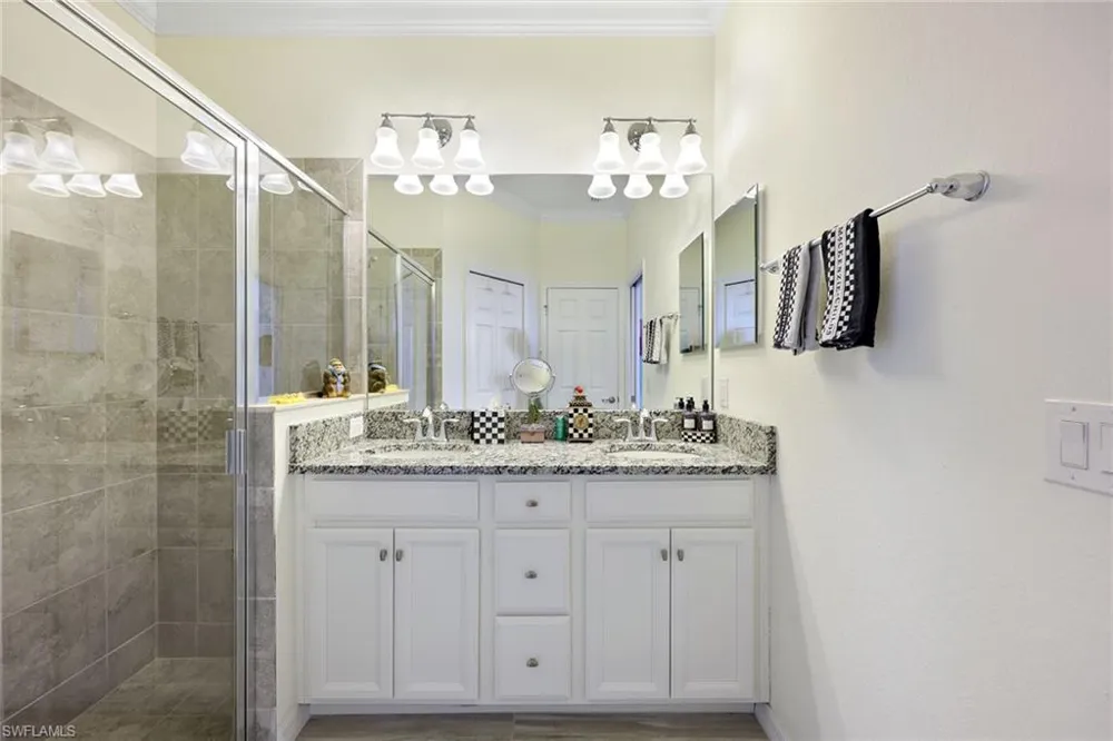 1459 Oceania Drive S Naples, FL 34113