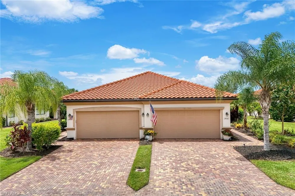 1459 Oceania Drive S Naples, FL 34113
