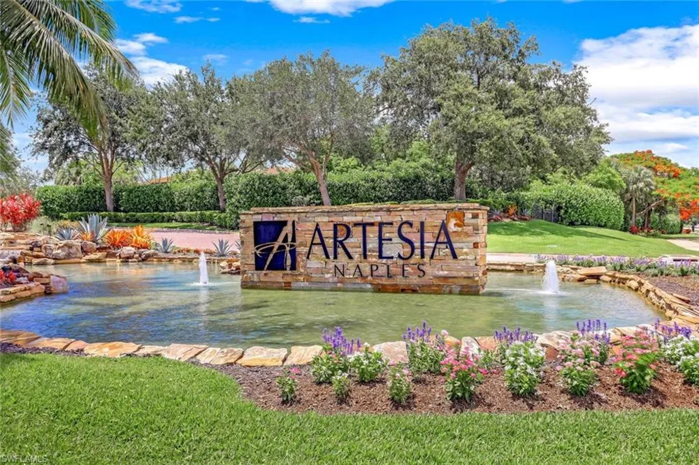 1459 Oceania Drive S Naples, FL 34113