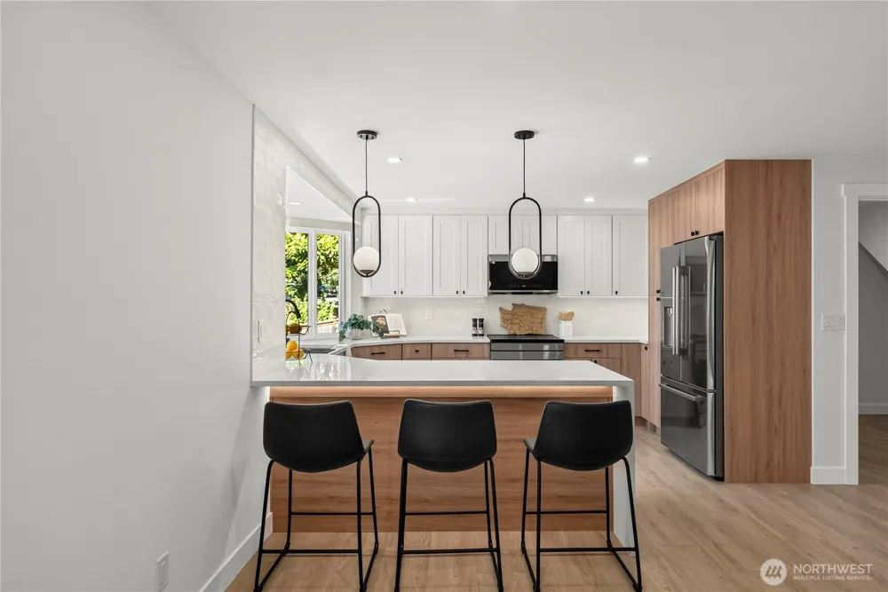 31509 42nd Avenue SW Federal Way, WA 98023