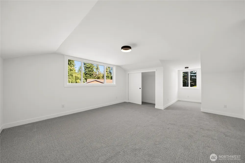 31509 42nd Avenue SW Federal Way, WA 98023