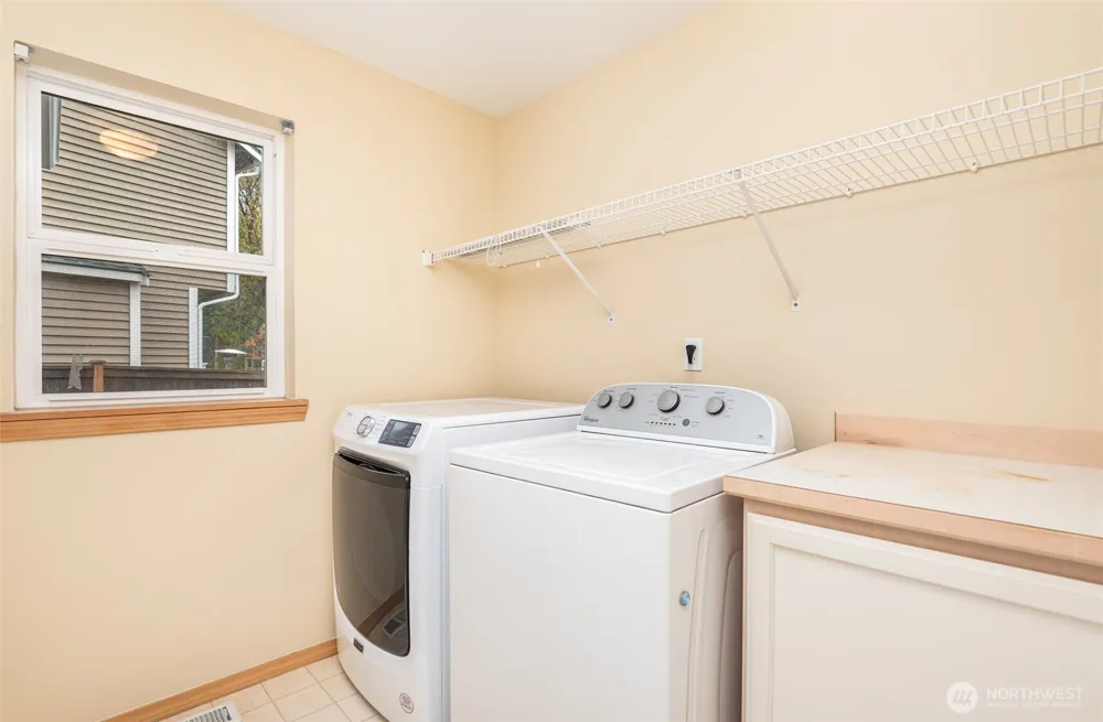 4311 NE 9th Place Renton, WA 98059