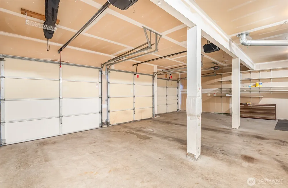 4311 NE 9th Place Renton, WA 98059