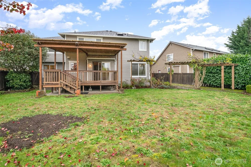 4311 NE 9th Place Renton, WA 98059