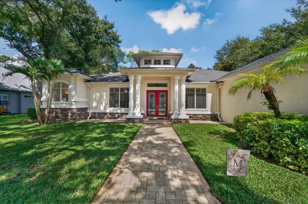 5603 EAGLEGLEN PLACE Lithia, FL 33547