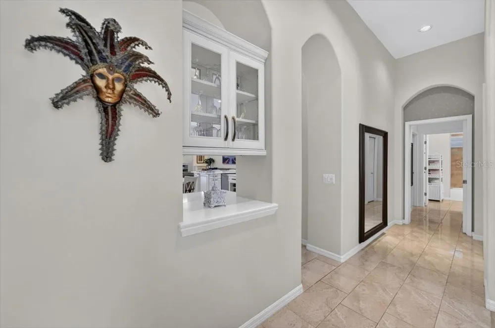 5603 EAGLEGLEN PLACE Lithia, FL 33547