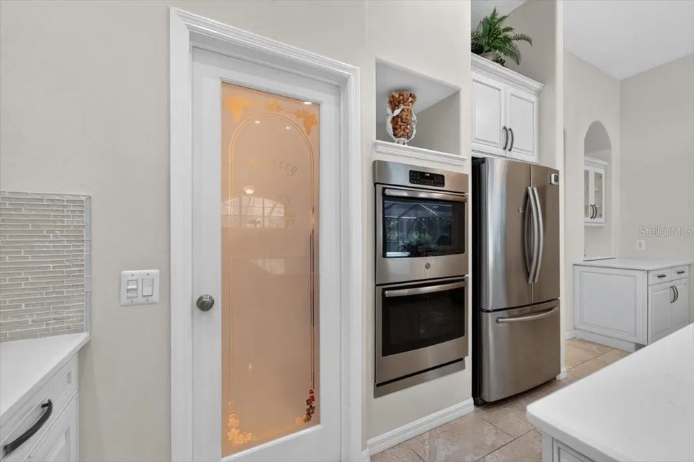 5603 EAGLEGLEN PLACE Lithia, FL 33547
