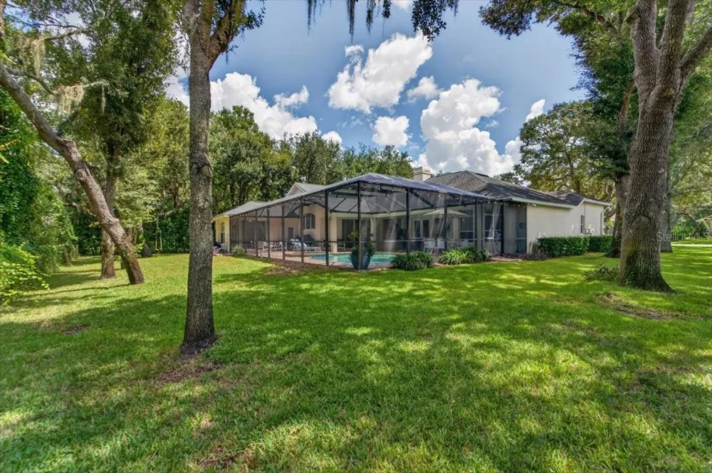 5603 EAGLEGLEN PLACE Lithia, FL 33547