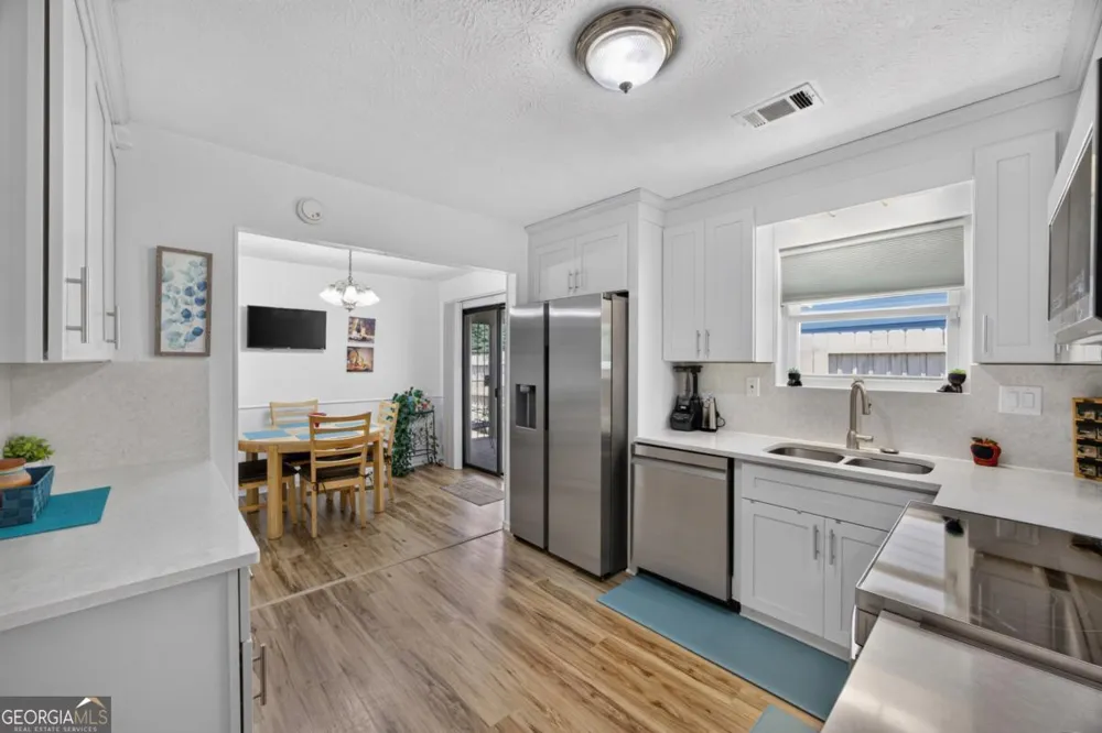 1019 Park West LN Stone Mountain, GA 30088