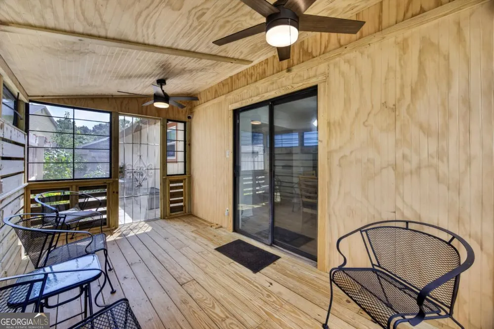 1019 Park West LN Stone Mountain, GA 30088