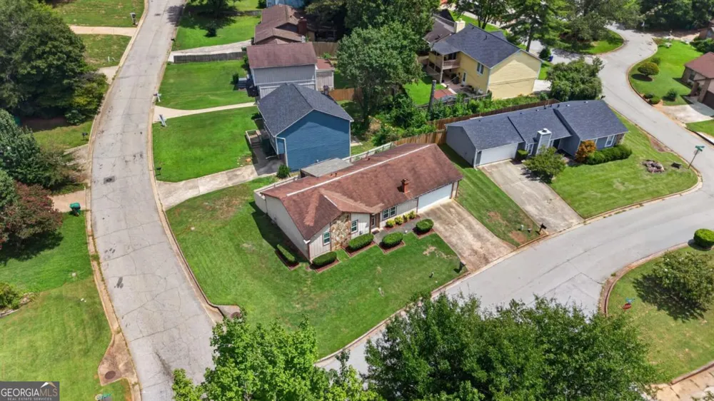 1019 Park West LN Stone Mountain, GA 30088
