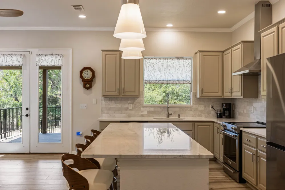 125 Crystal Springs Drive Georgetown, TX 78633