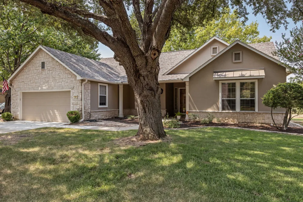 125 Crystal Springs Drive Georgetown, TX 78633