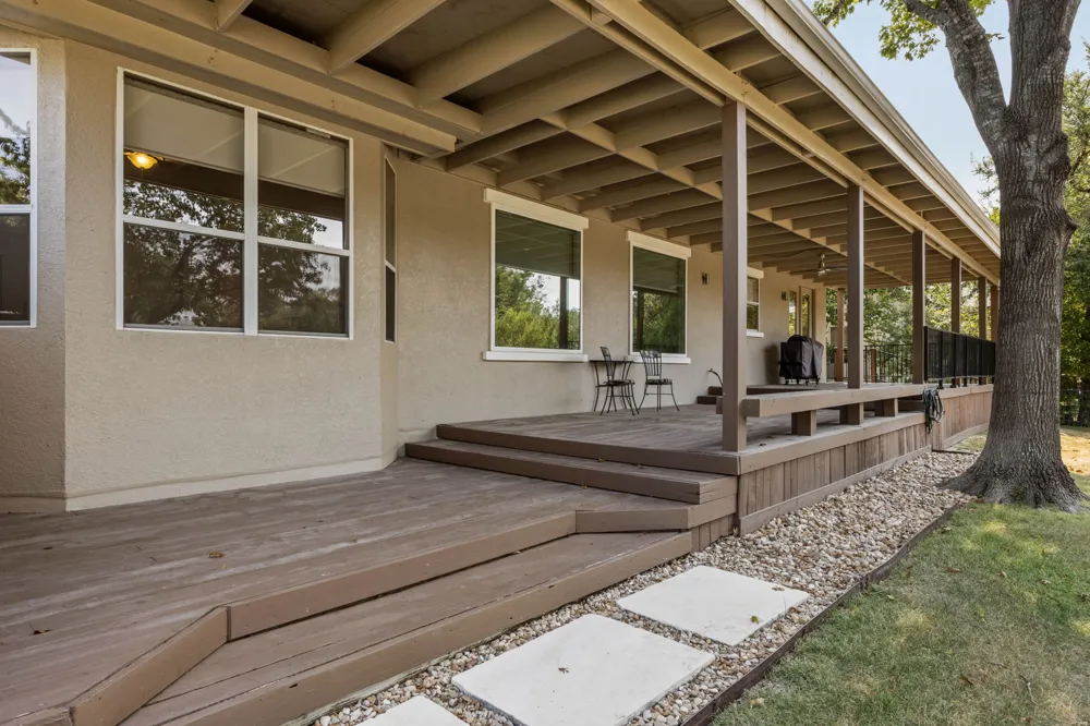 125 Crystal Springs Drive Georgetown, TX 78633