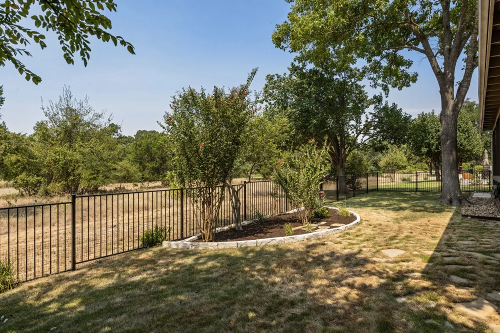 125 Crystal Springs Drive Georgetown, TX 78633