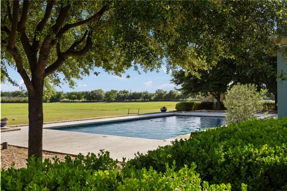 4900 Goehmann Lane Fredericksburg, TX 78624
