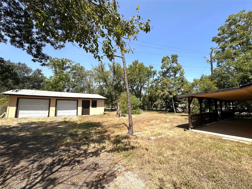 400 Sunbonnet Drive Buda, TX 78610