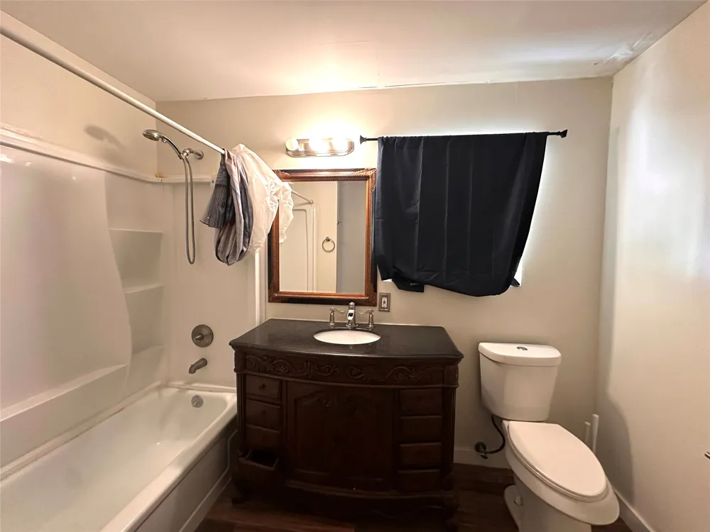 400 Sunbonnet Drive Buda, TX 78610