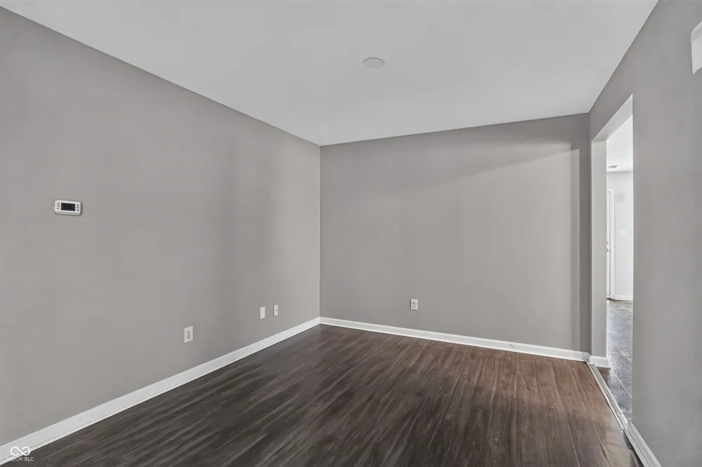 11311 Cuyahoga Drive Indianapolis, IN 46235