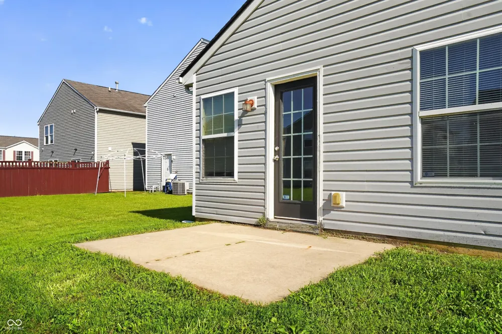 11311 Cuyahoga Drive Indianapolis, IN 46235