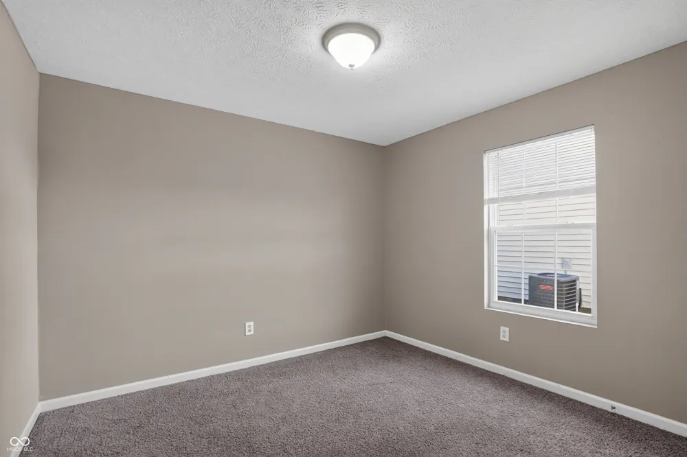 11311 Cuyahoga Drive Indianapolis, IN 46235