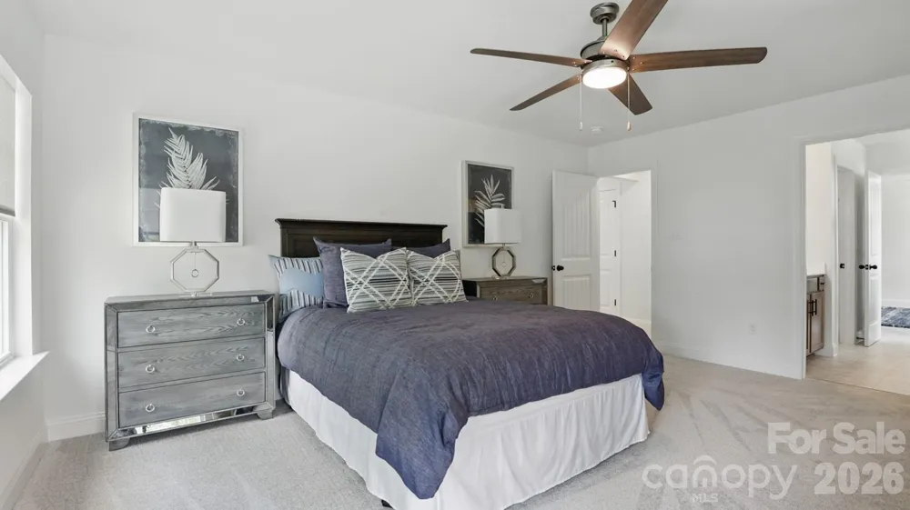6095 Diamond Place Harrisburg, NC 28075