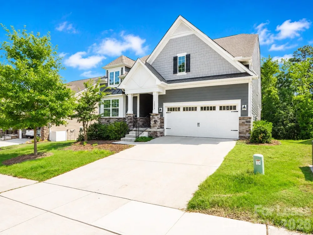 15718 Aviary Orchard Way Charlotte, NC 28278