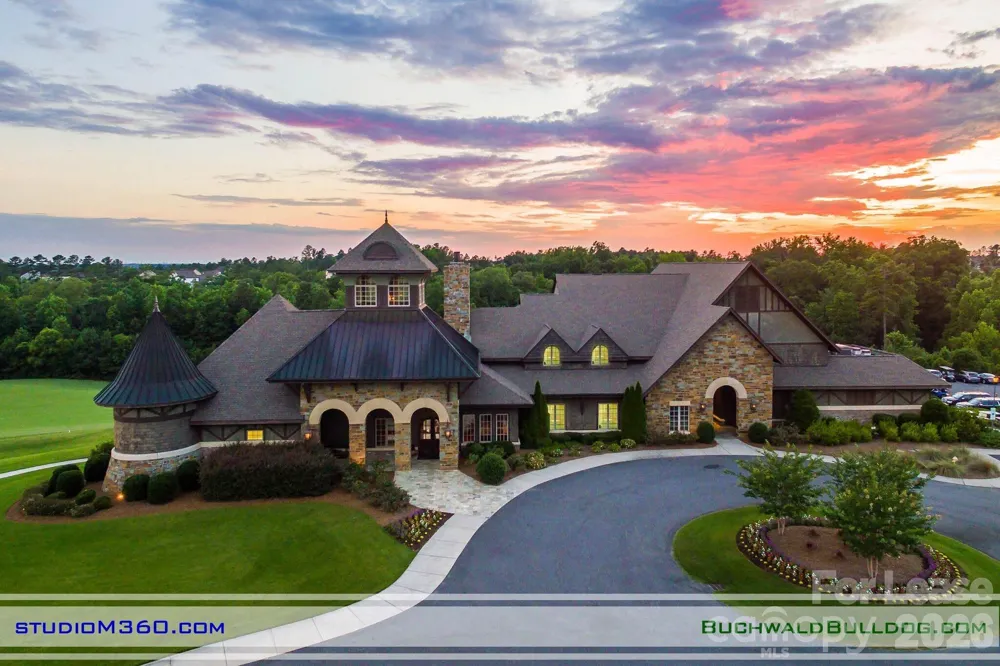 15718 Aviary Orchard Way Charlotte, NC 28278