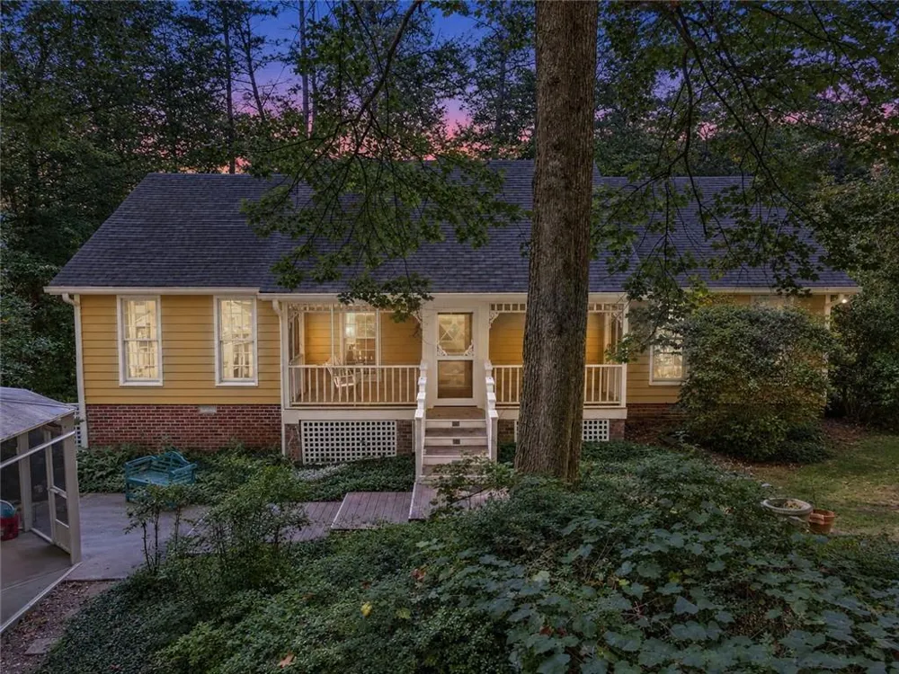 724 Clarke Trail Dacula, GA 30019