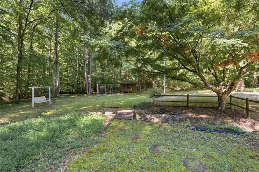 724 Clarke Trail Dacula, GA 30019