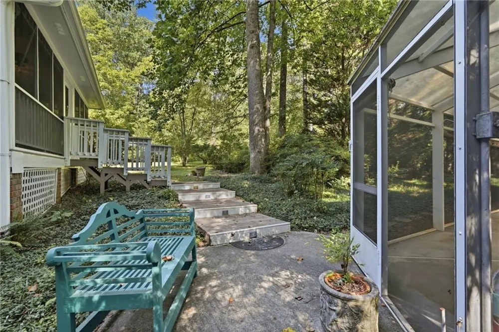724 Clarke Trail Dacula, GA 30019
