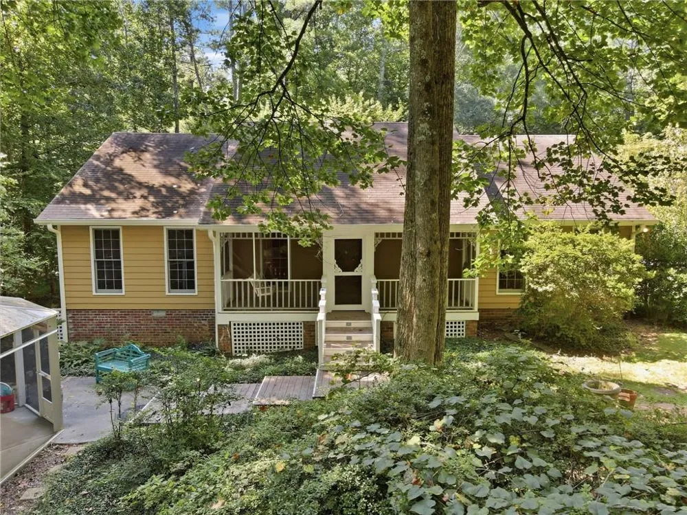 724 Clarke Trail Dacula, GA 30019