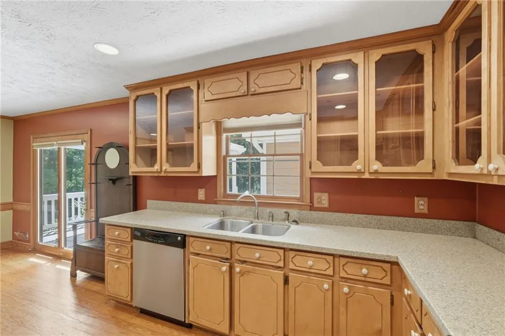 724 Clarke Trail Dacula, GA 30019