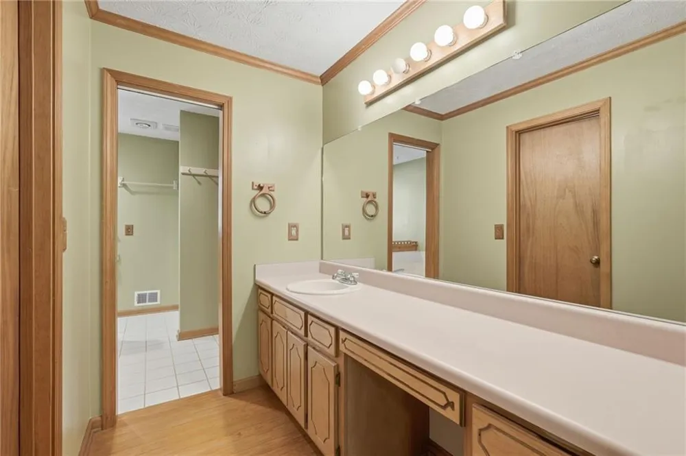 724 Clarke Trail Dacula, GA 30019