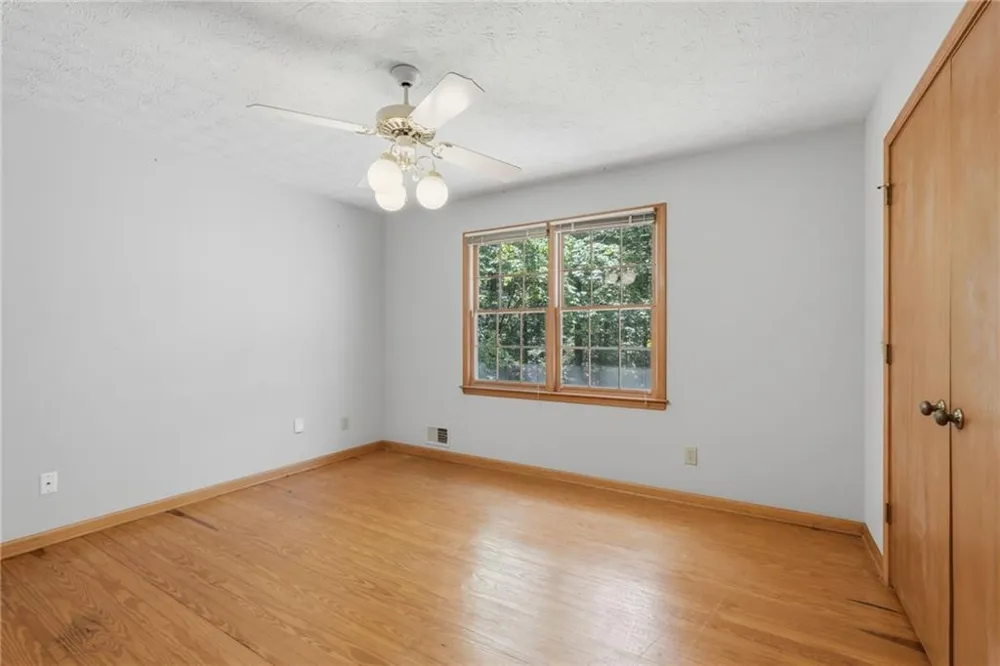 724 Clarke Trail Dacula, GA 30019