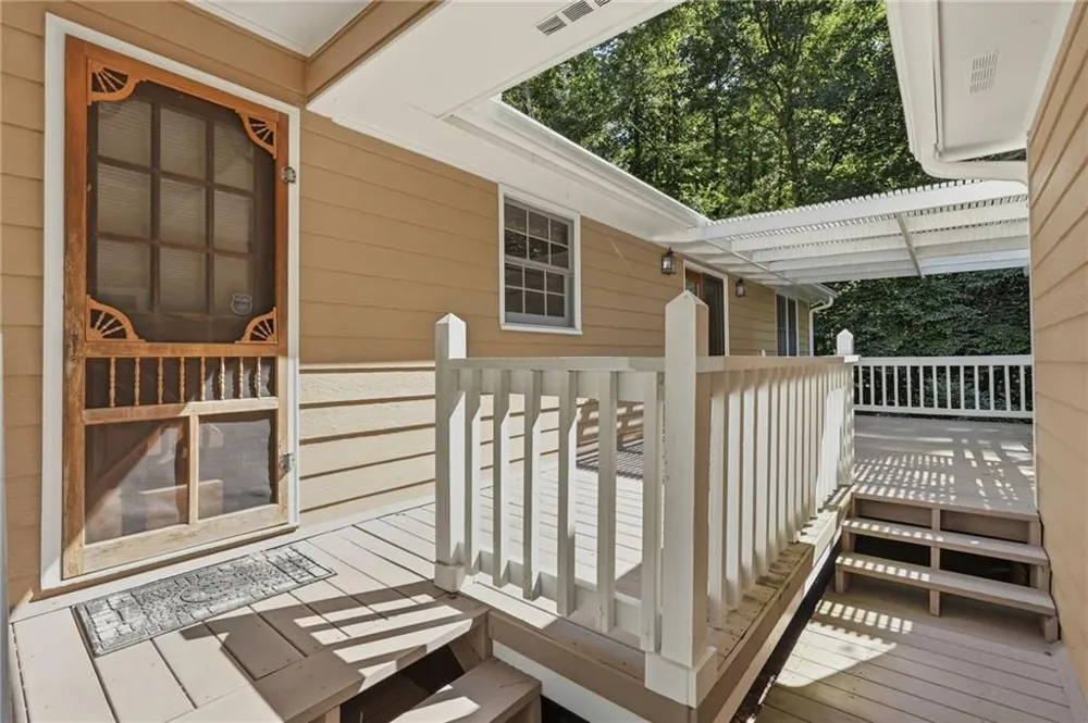 724 Clarke Trail Dacula, GA 30019