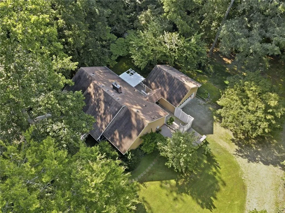 724 Clarke Trail Dacula, GA 30019