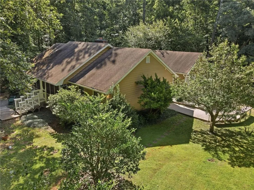 724 Clarke Trail Dacula, GA 30019