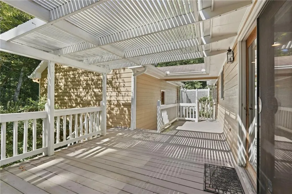 724 Clarke Trail Dacula, GA 30019