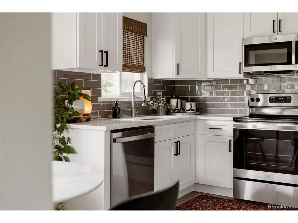 3233 Jasmine Street Denver, CO 80207