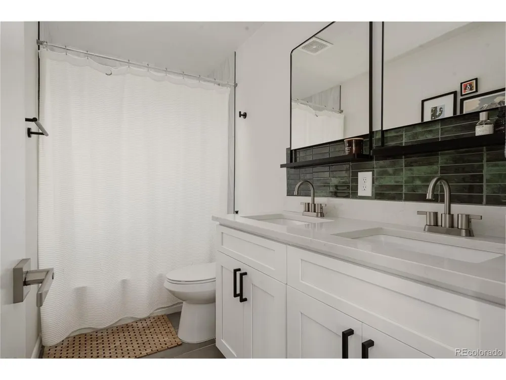 3233 Jasmine Street Denver, CO 80207