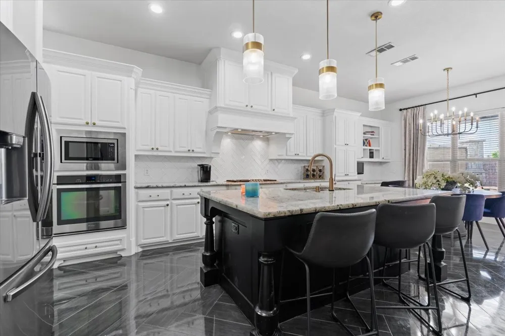 10769 Kingsford Lane Frisco, TX 75035