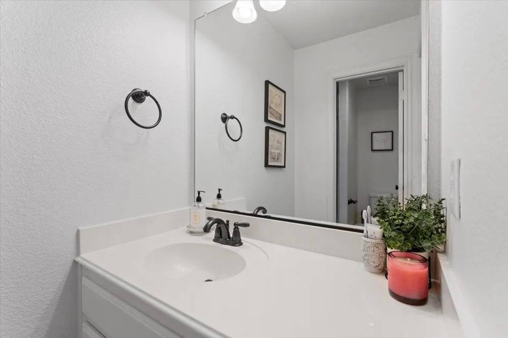 10769 Kingsford Lane Frisco, TX 75035