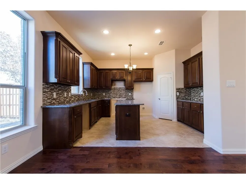 4004 Hanaa Court Irving, TX 75038