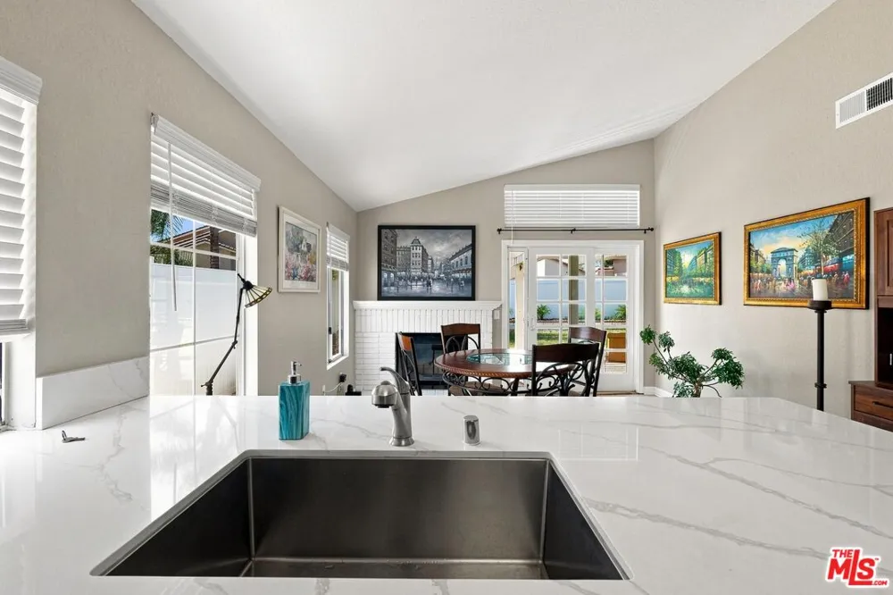 24529 Ridgewood Drive Murrieta, CA 92562
