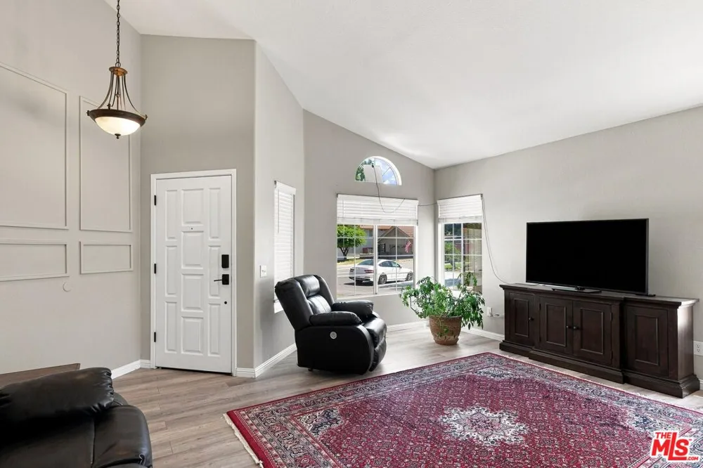24529 Ridgewood Drive Murrieta, CA 92562