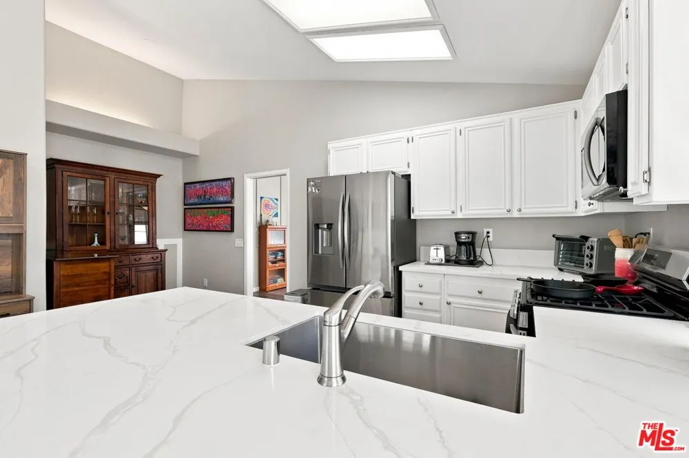 24529 Ridgewood Drive Murrieta, CA 92562
