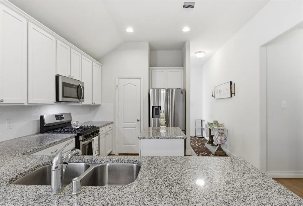 40526 Berylline Lane Magnolia, TX 77354