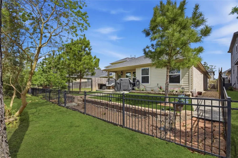 40526 Berylline Lane Magnolia, TX 77354