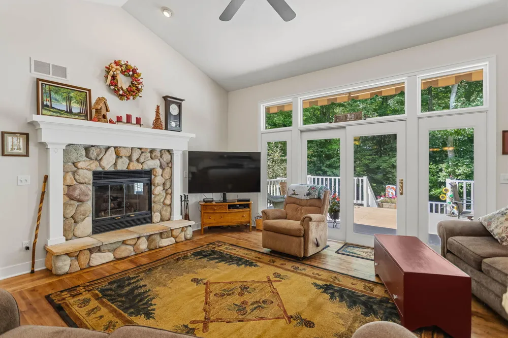1130 Fallbrook Trail Allegan, MI 49010